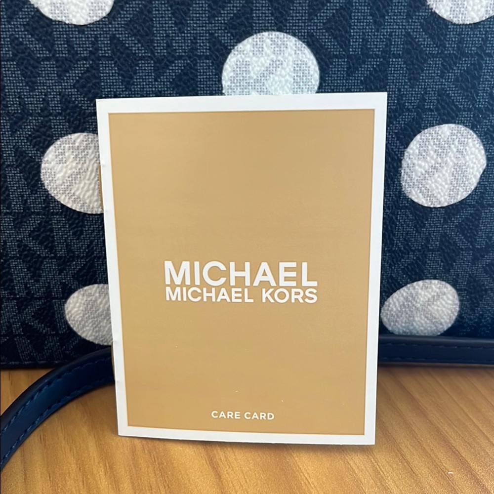 Michael Kors Navy & Silver Crossbody Bag with Polka Dot Design - Picture 5 of 12